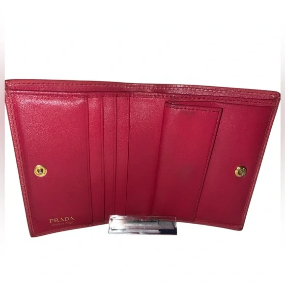 Prada Vitello Move Bi-Fold Pink Saffiano Leather Wallet - Picture 3 of 8